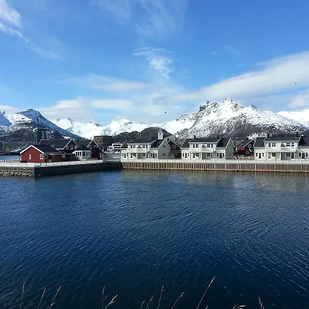Lodge Rorbuene Havn *
