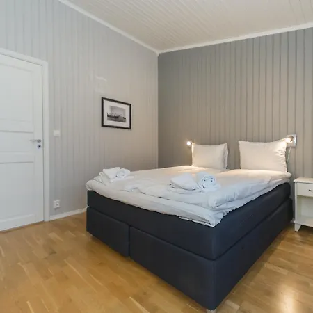 Lodge Rorbuene Havn *