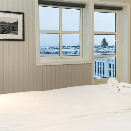 Rorbuene Havn * Svolvær