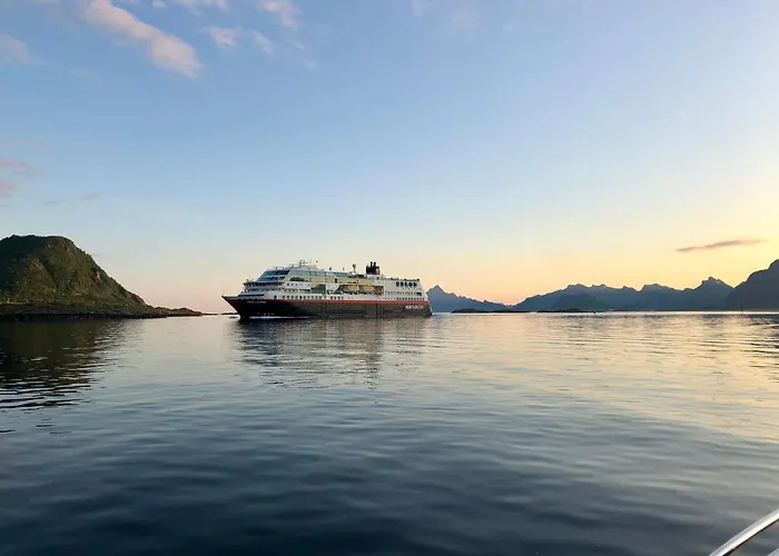Rorbuanlegget Havn * Svolvær