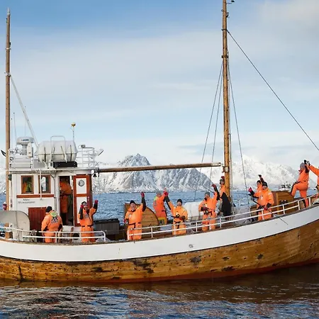 Rorbuene Havn *